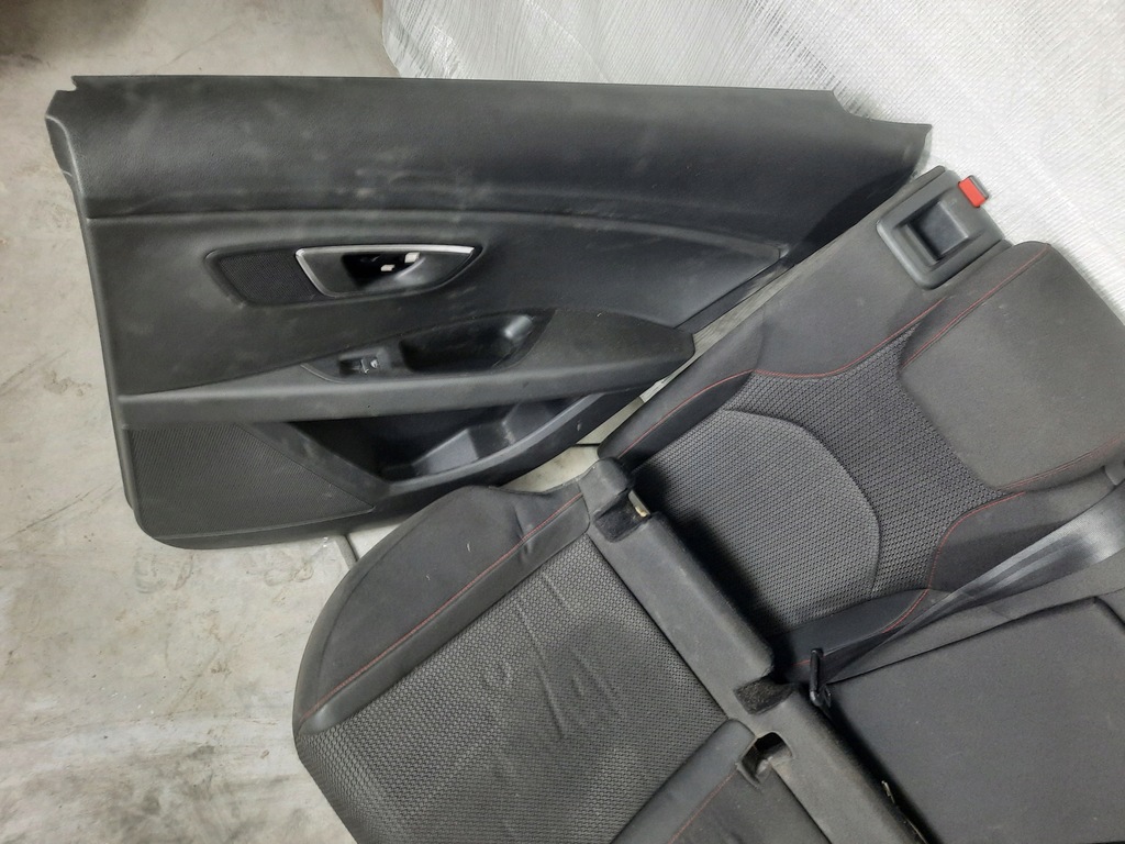 фото №15, Leon iii fr kombi сиденья заднее сиденье pół кожа `