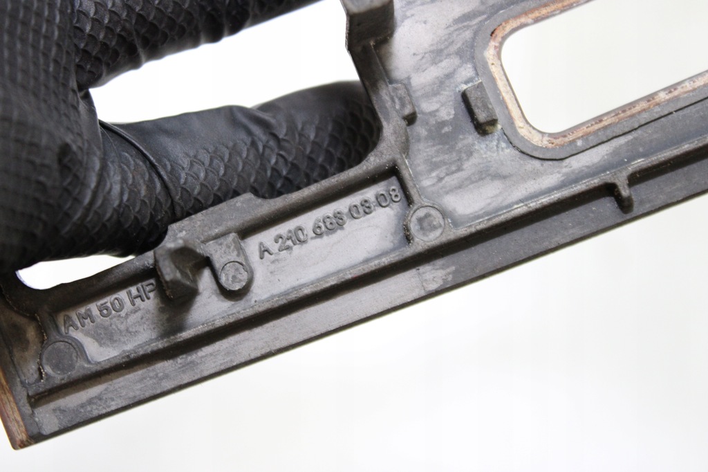 фото №6, Mercedes w210 рамка радіо аварійний 2106880308 dekor