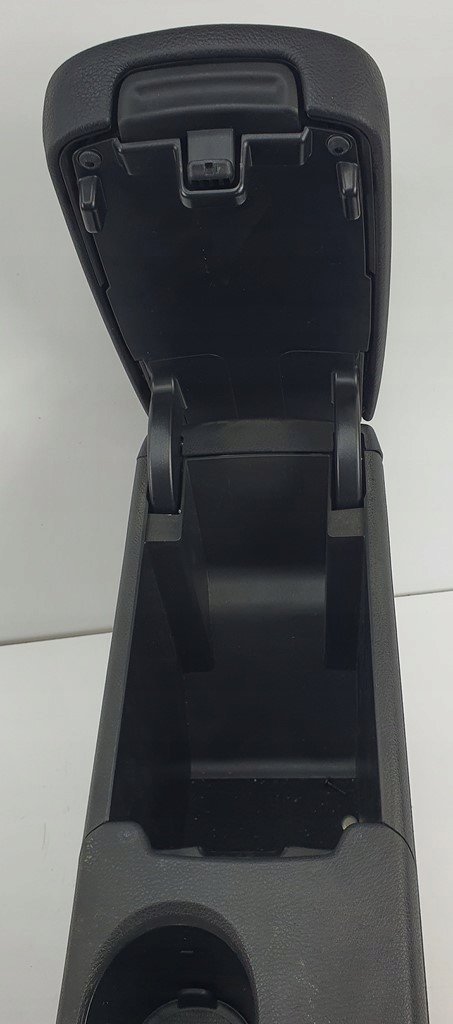 фото №7, Туннель средний подлокотник mercedes w176