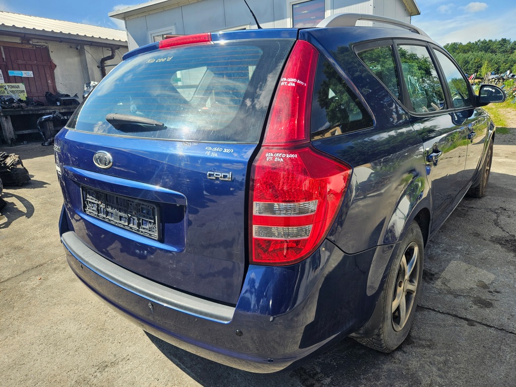 фото №13, Kia ceed i лампа правий задня права задня góra верхній