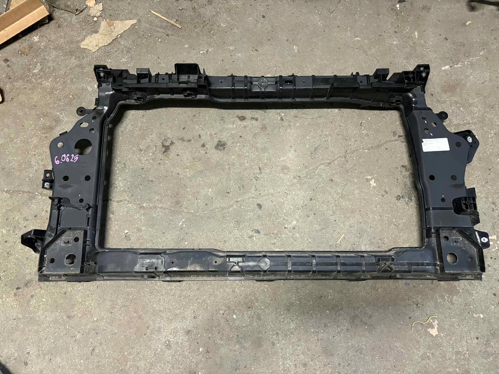 фото №1, Pas перед renault captur ii