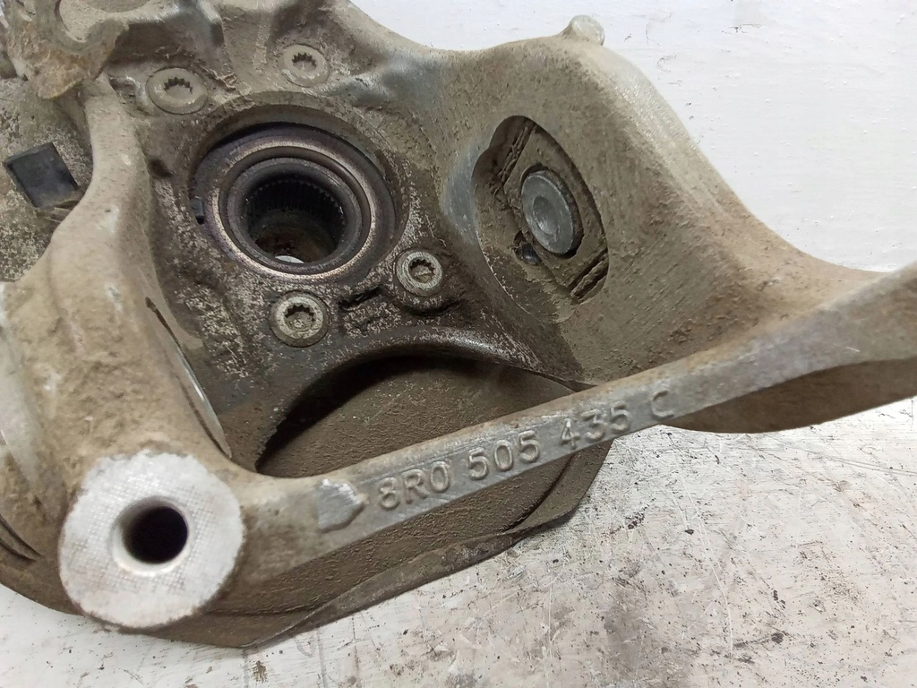 фото №9, Audi q5 sq5 2013 задняя сторона левая поворотный кулак колеса заднего