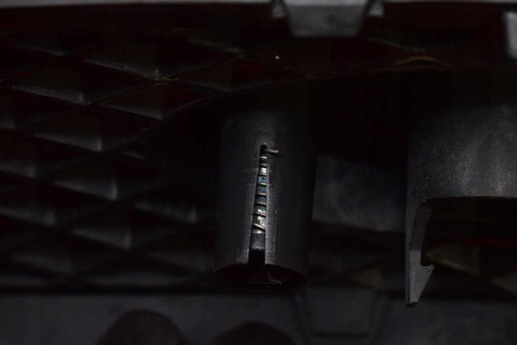 фото №8, Решітка радіатора решітка радіатора сіра 4m51-8c436-ad ford focus c-max mk1 1 i 03-07