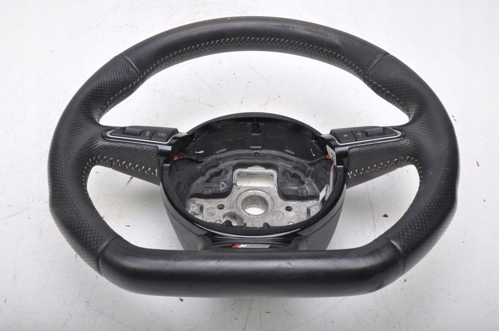 фото №1, Audi a3 8v воздуховод кожаный multi sline