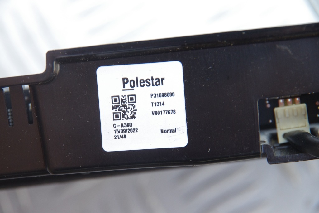 фото №3, Свет стоп третий polestar 2 ii 31698088