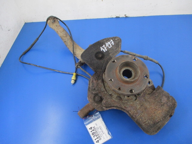 фото №1, Alfa romeo 147 1.6 поворотний кулак права ступиця abs