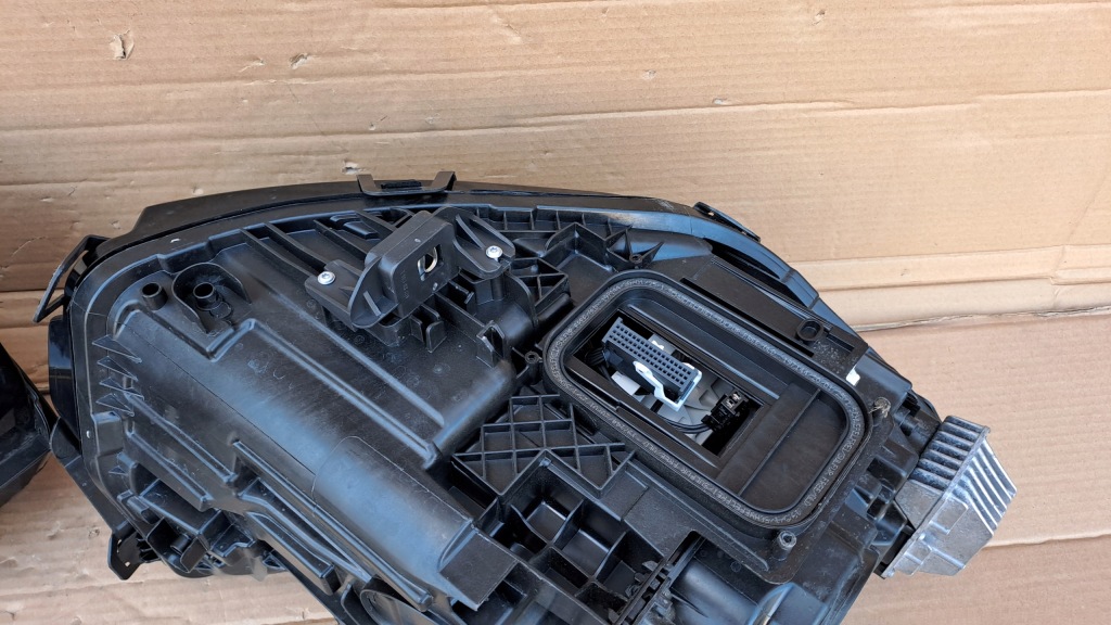 Купить Mercedes eqa eqb w243 full led правый  левая фара a2439062701 a2439062801