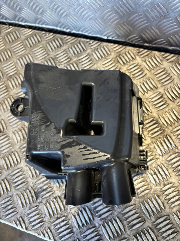 фото №4, Dacia renault 243809584r коробка предохранителей