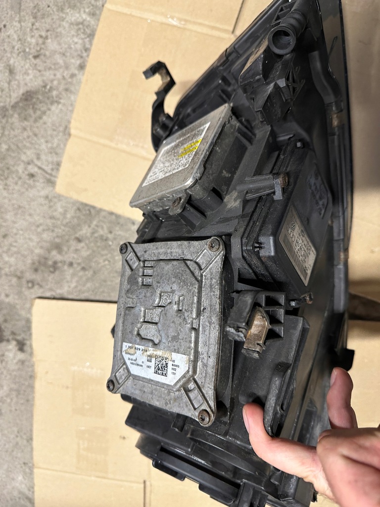 фото №8, A4 b8 s4 лампа ліва перед передня bi ксенон uk 8k0941003h