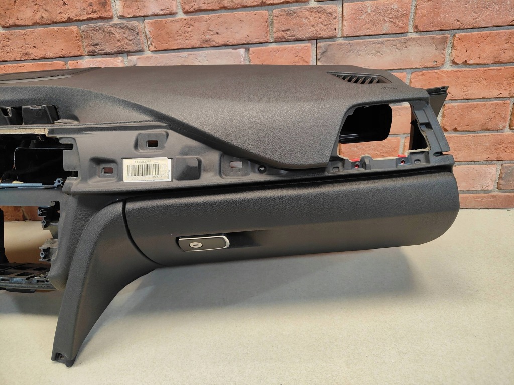 Bmw f30 f31 f32 f34 f36 f80 f82 панель приладів приладова панель  чорна hud Доставка