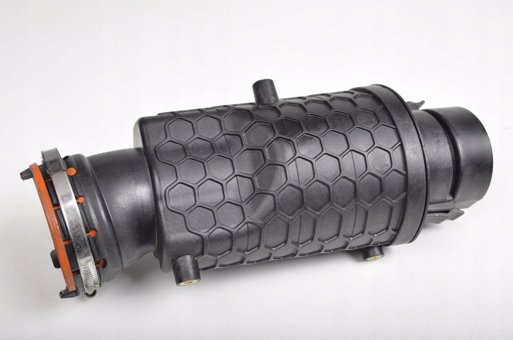 фото №3, Volvo xc60 ii t6 recharge труба резонатор воздуха 31474846