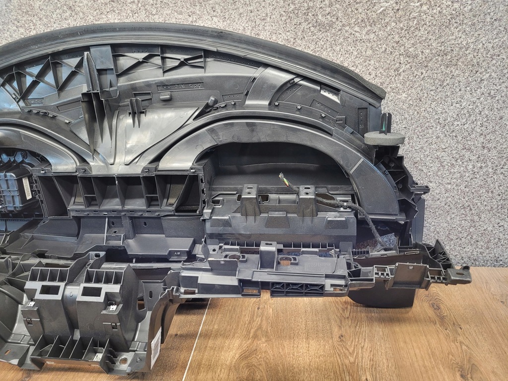 фото №9, Citroen c5 iii 08- приборная панель подушка безопасности ремни подушка