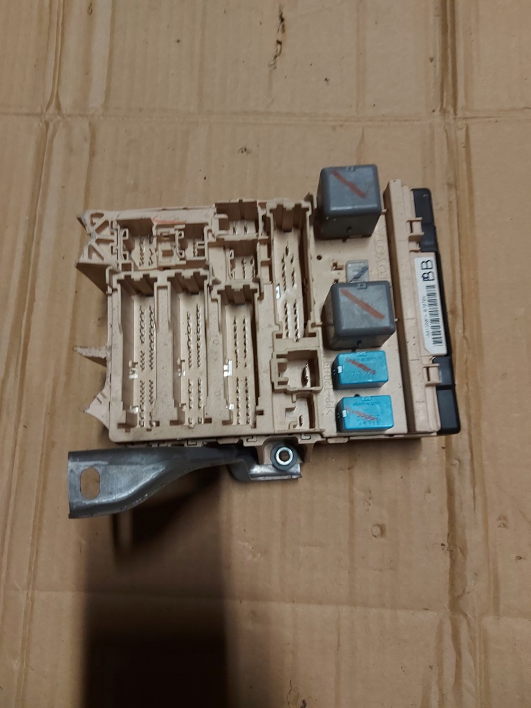 фото №3, Коробка предохранителей блок управления lexus rx ii