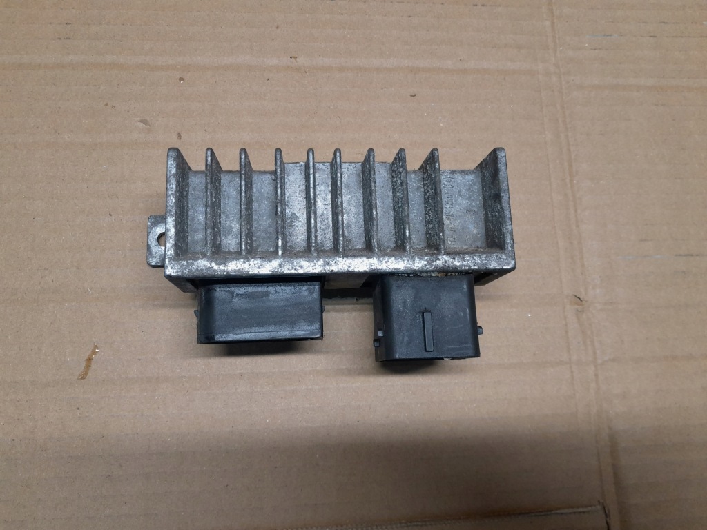 фото №1, Renault master dacia duster реле свеча накаливания