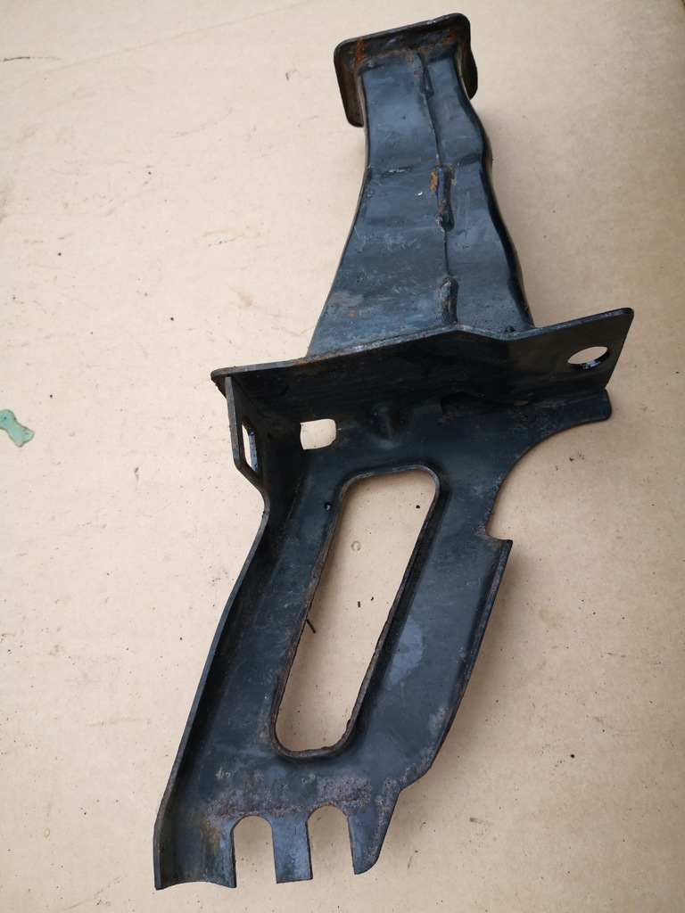 фото №5, Зона деформації права кронштейн правий передній перед балка volvo xc60 i