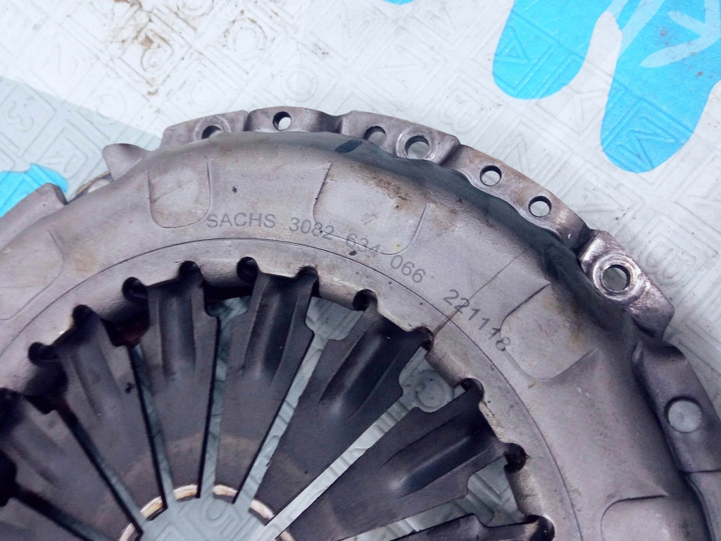 фото №9, Hyundai i30 i fd 1.6crdi 90km d4fb сцепление диск прижим колесо комплект