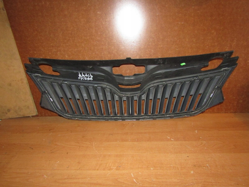 фото №3, Решітка радіатора решітка радіатора skoda rapid 12- 5ja853668