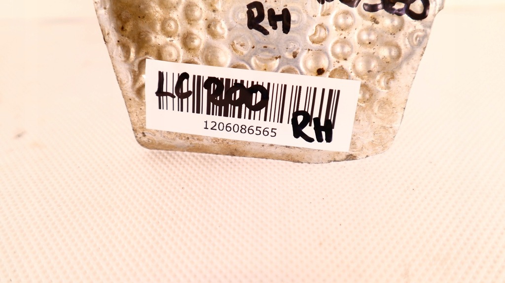 фото №5, Toyota land cruiser 200 захист теплова права