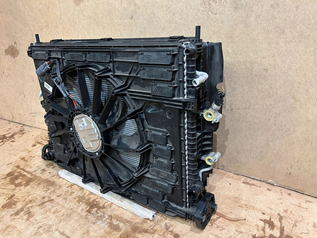 Volvo xc90 2021 комплект радіатор в Україні