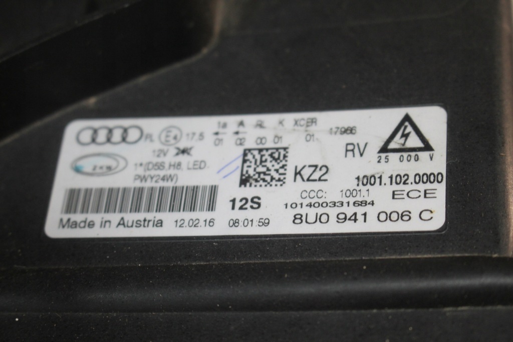 Фара права перед audi q3 рестайлінг  ксенон 8u0941006c Київ