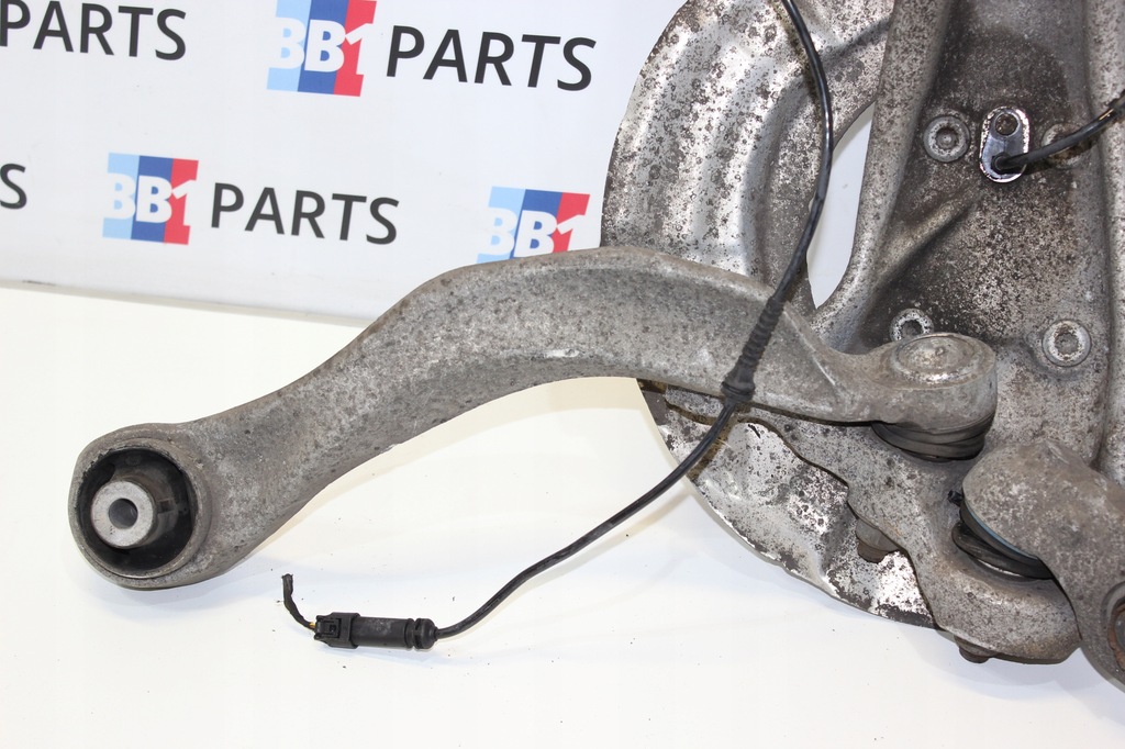 фото №9, Bmw f10 поворотный кулак рычаги правый перед 520d lift