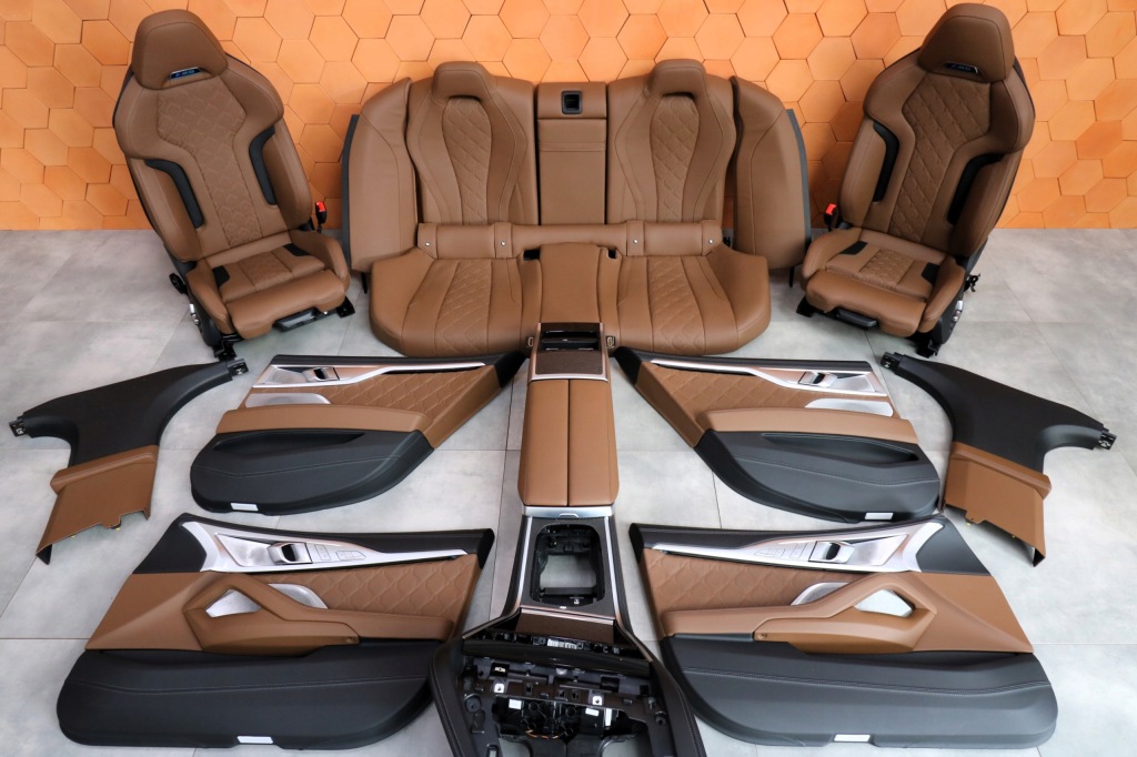 фото №1, Bmw m8 f93 8' g16 m-power салон сидіння вентиляція merino taruma 1 km !!!