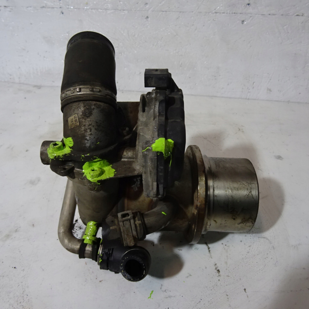 фото №1, Skoda rapid 1.6tdi радиатор выхлопных газов 04l131512ag