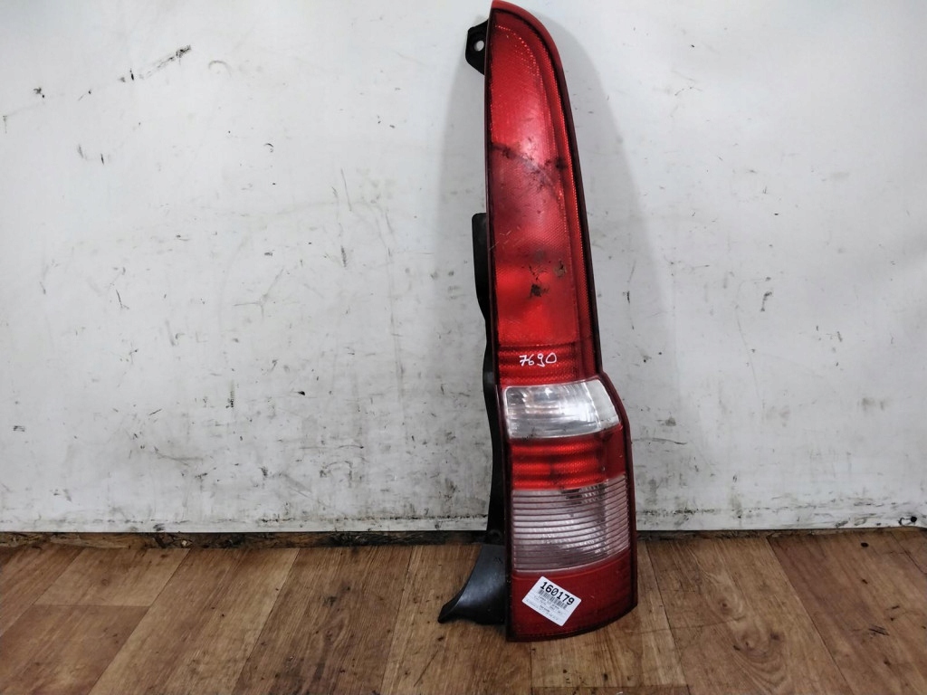 фото №1, Fiat panda лампа задня права