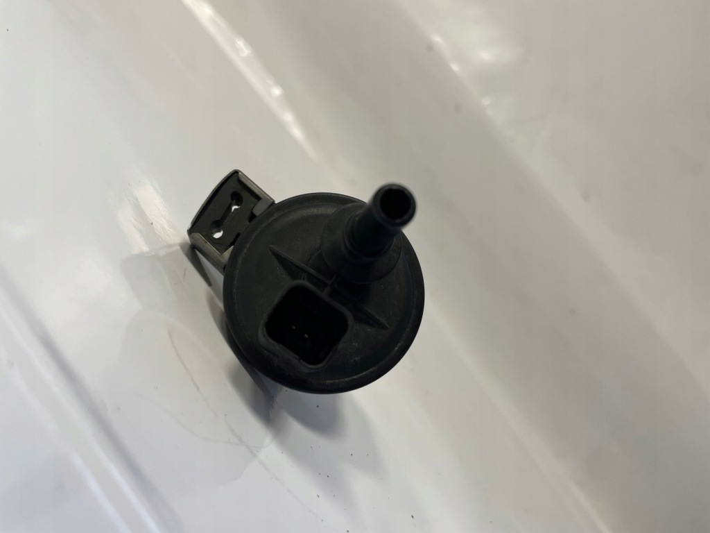 фото №12, Renault arkana 1.3 tce 22 оригінальний клапан вакууму пального v29122964