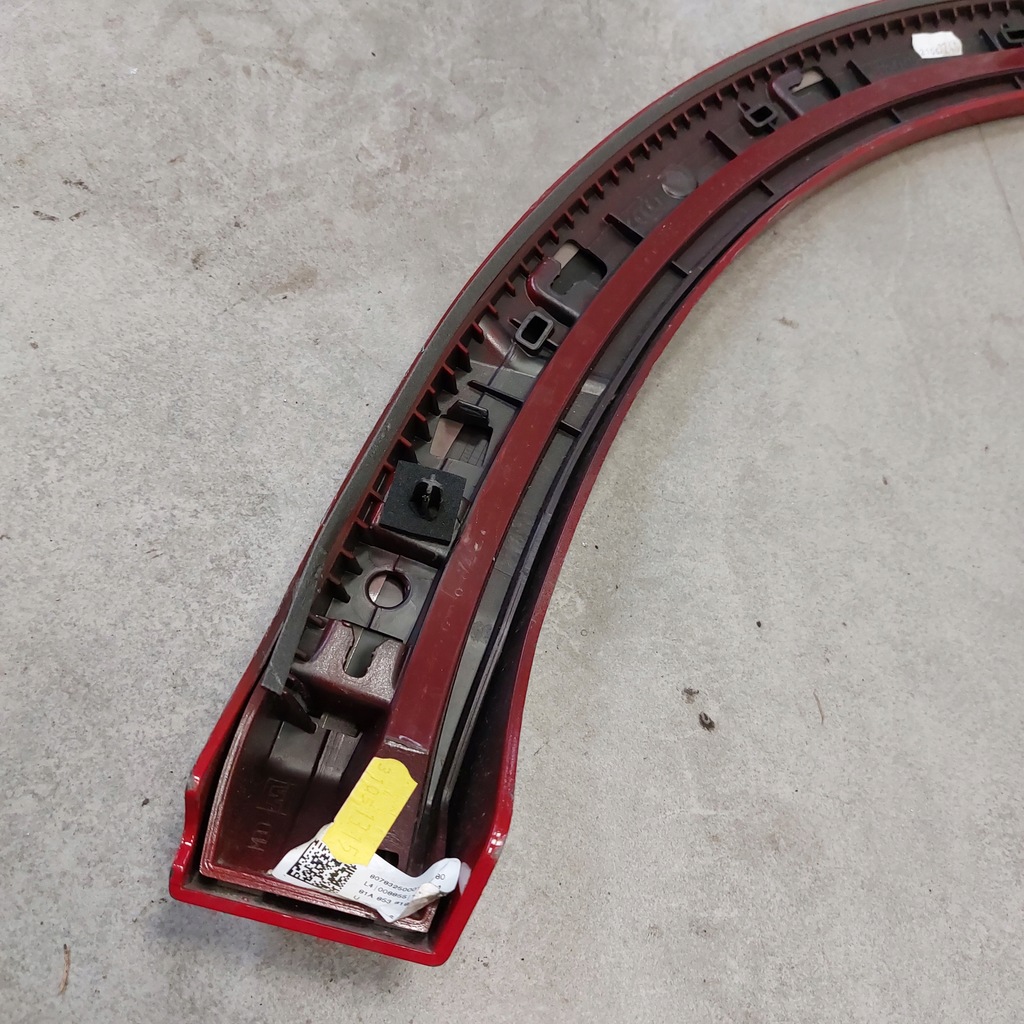 фото №10, Audi q2 молдинг накладка крила правий задня