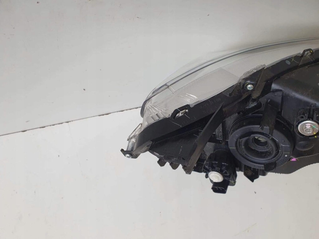 фото №5, Mitsubishi space star lift лампа левая 8301d445