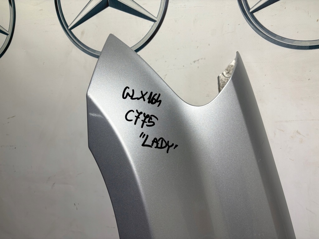 Купити Mercedes gl x164 крила лівий перед c775 775