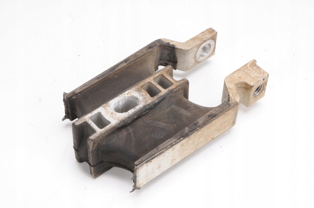 Купить Volvo s60 3 2.0 t5 кронштейн подушка коробки 31330594