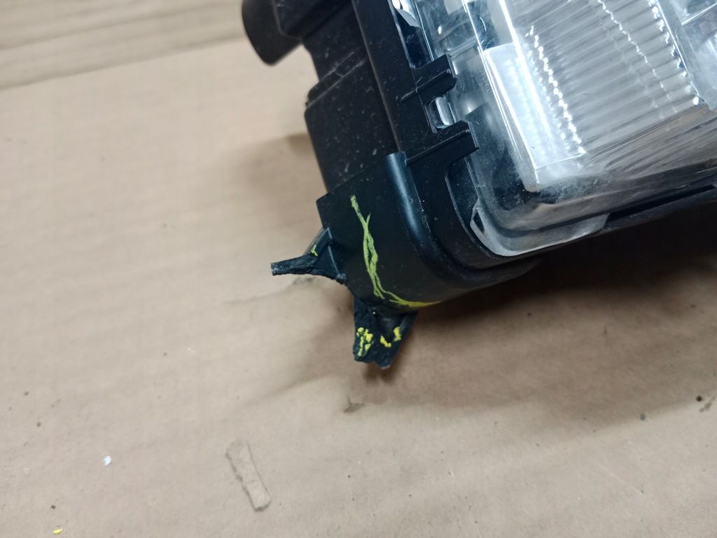 фото №4, Противотуманная фара поворотник правый vw t-roc 2ga