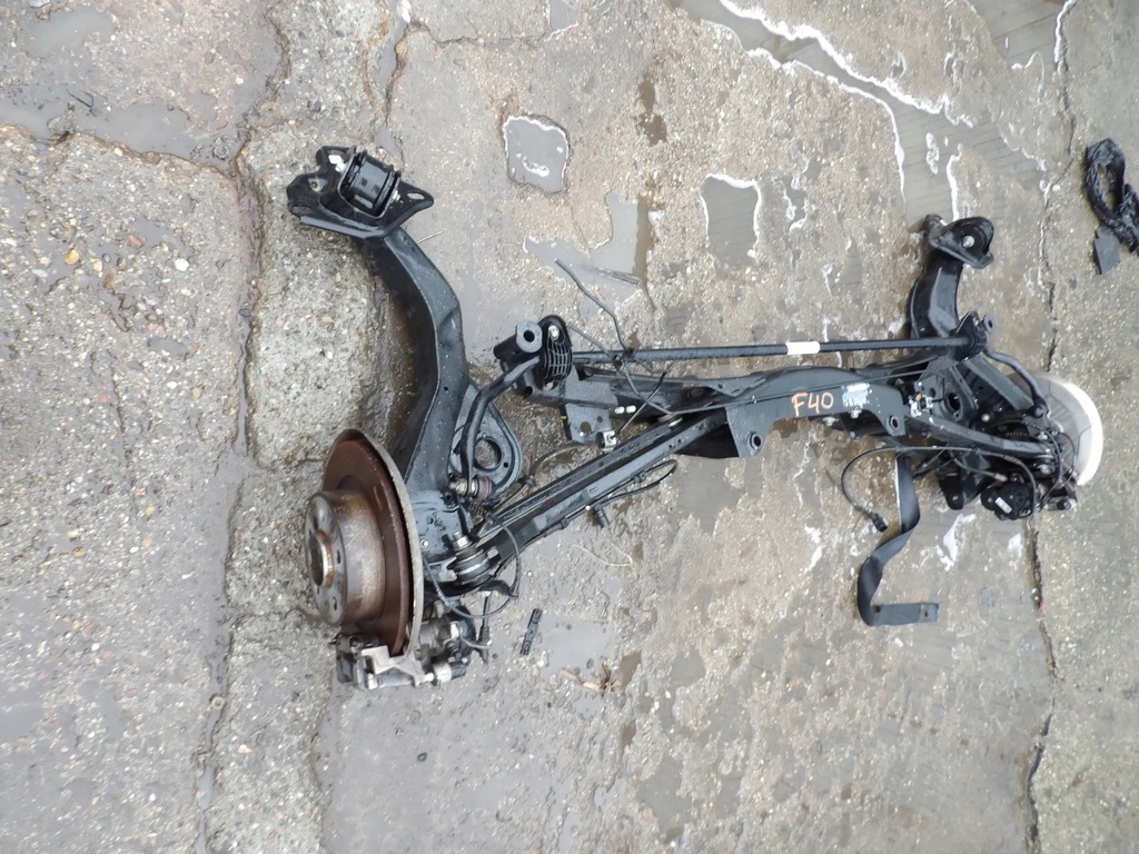 фото №1, Oś задняя bmw 1 f40