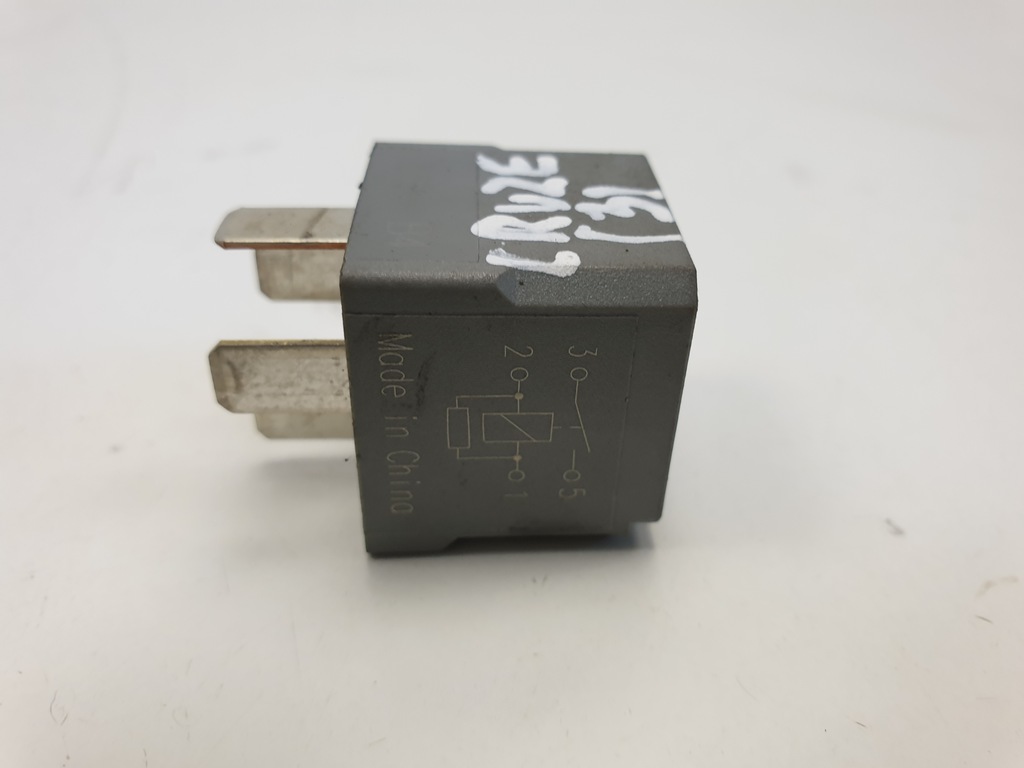 фото №6, Chevrlet cruze j305 2.0 vcdi реле 13500118