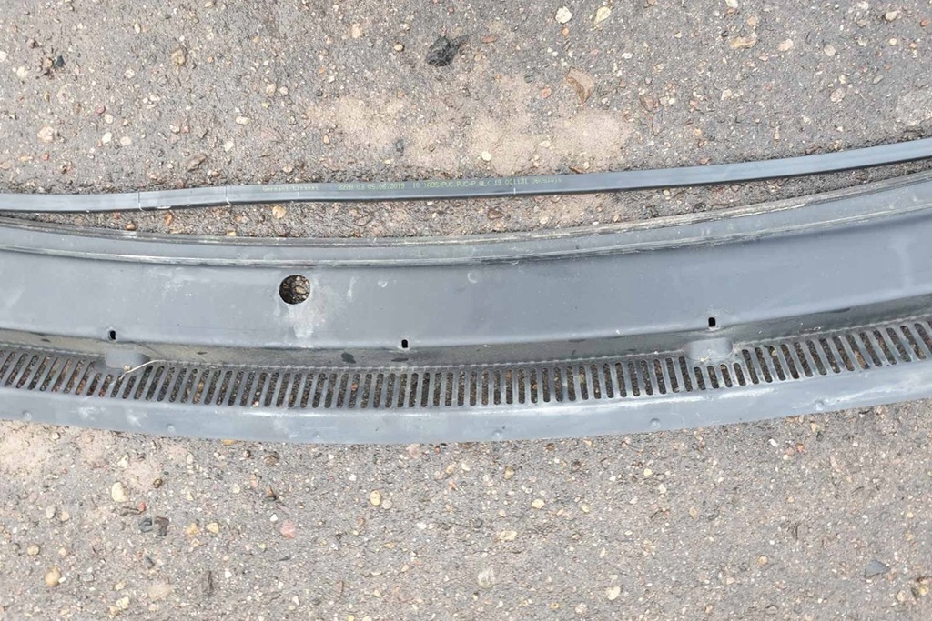 фото №9, Пластик двірник передніх vw transporter v t5 фургон 7h1819403a 2.5l