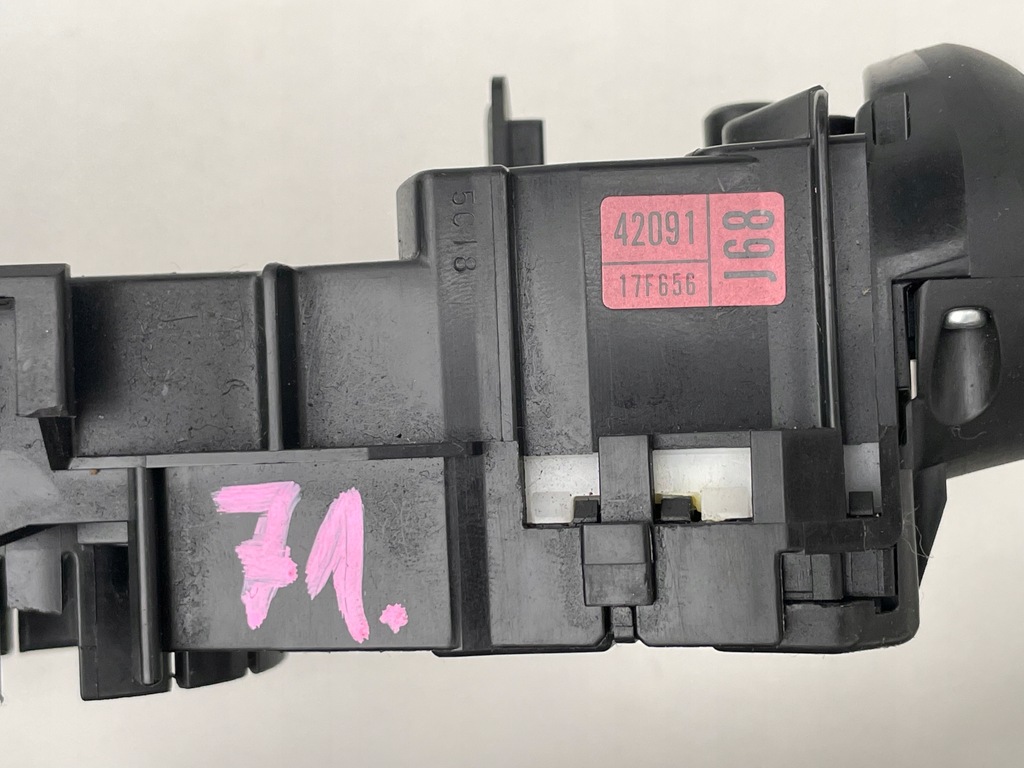 фото №11, Переключатель комбинированный toyota verso-s