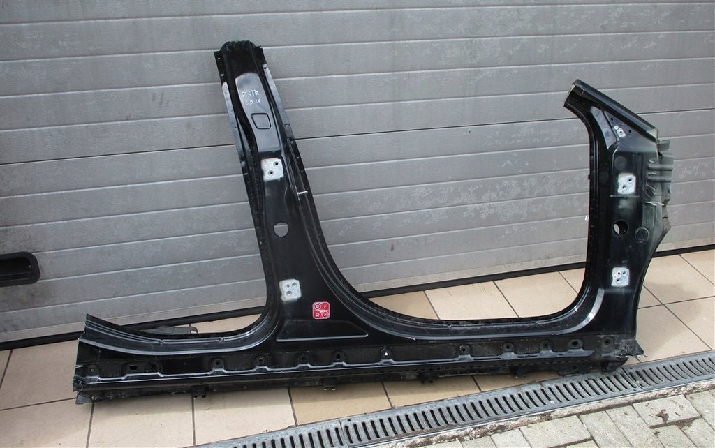 фото №1, Порог блок двигателя правый citroen c5 iii x7 ktvd