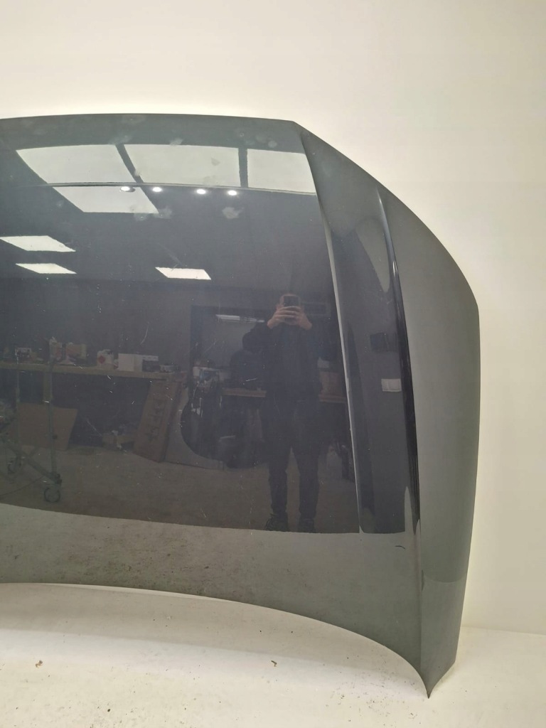 Капот audi a4 b9 8w0 2017- ładna Недорого