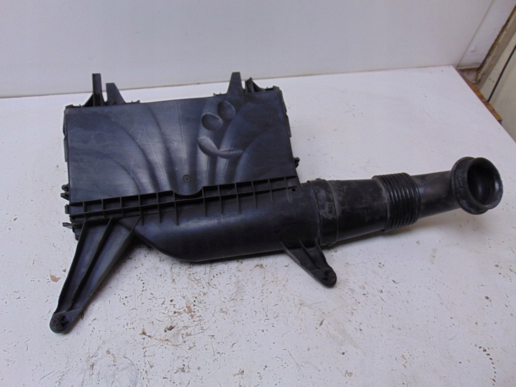 Купити Корпус фільтра фільтр повітря mercedes vito 639 2.2 cdi a6395281306