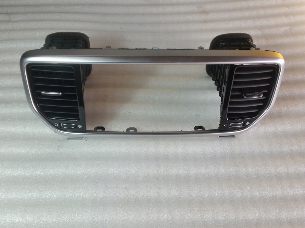 фото №1, Kia sportage iv рамка navi радио воздуховод консоли