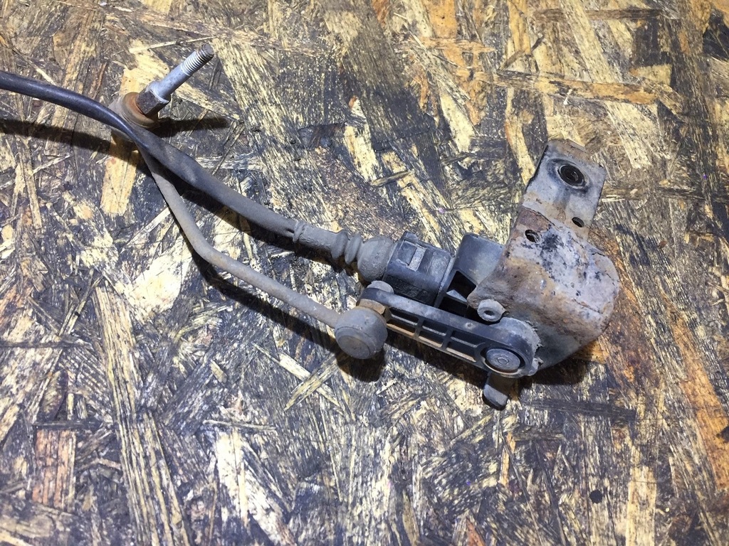 фото №8, A6 c6 датчик выравнивание левый перед 4f0941285