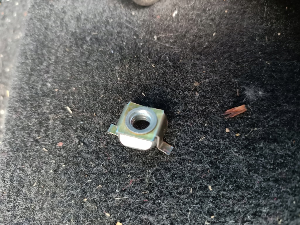 Купити Гайка різьба роз'єм болти alfa brera spider