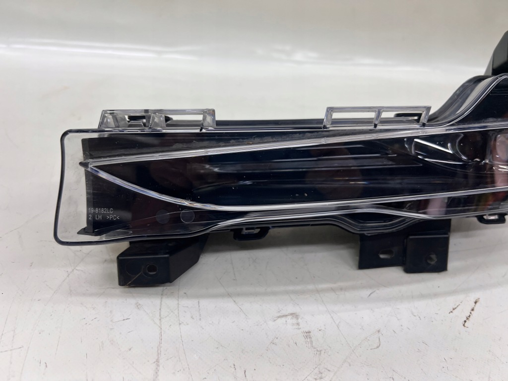 Tesla y model 3 противотуманная фара led drl левый 1624797-00-a Оригинал