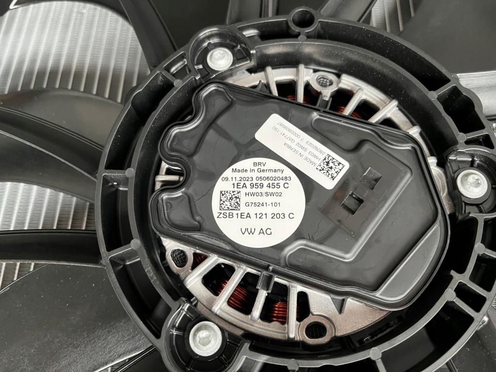 фото №10, Vw id4 id.4 pas передний усилитель радиатор 1ea955448b 1ea955455c