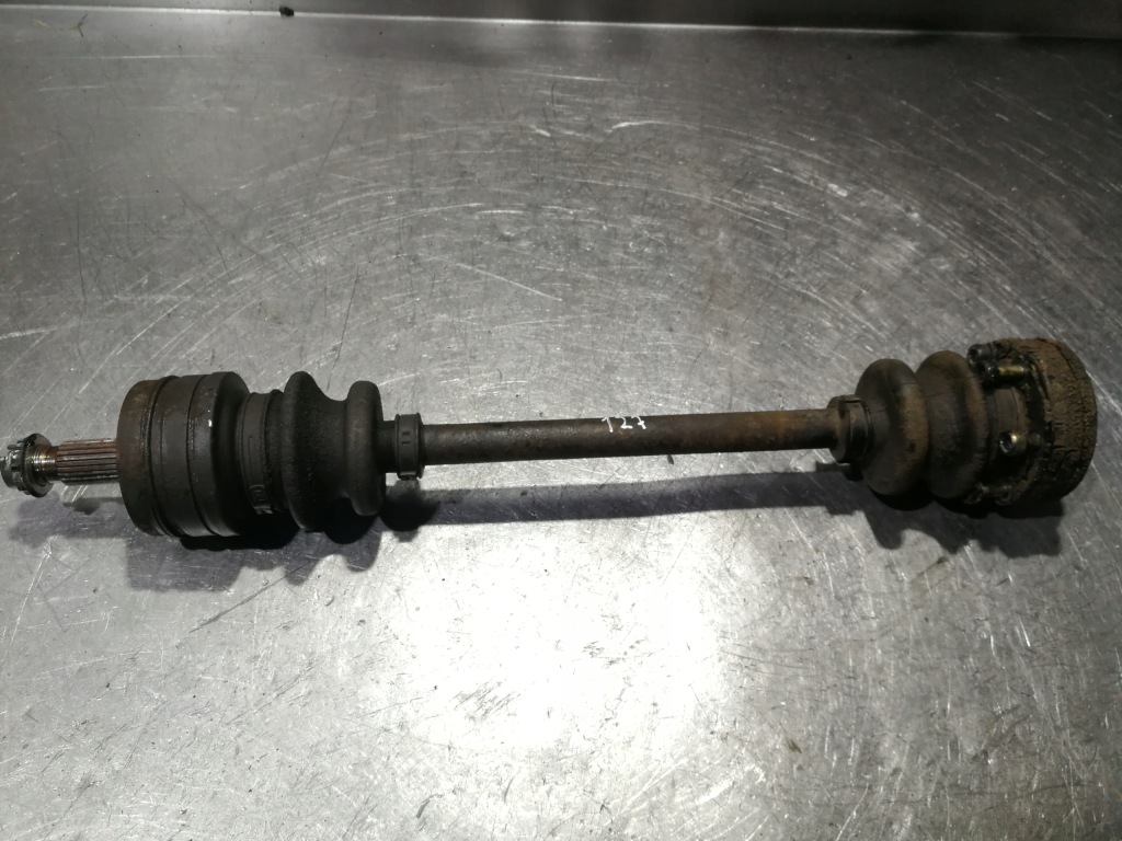 Купить Приводной вал mercedes w201 190e 127