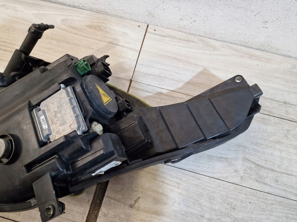 фото №12, Ferrari ff f151 11-16 ксенон+ led права лампа eu