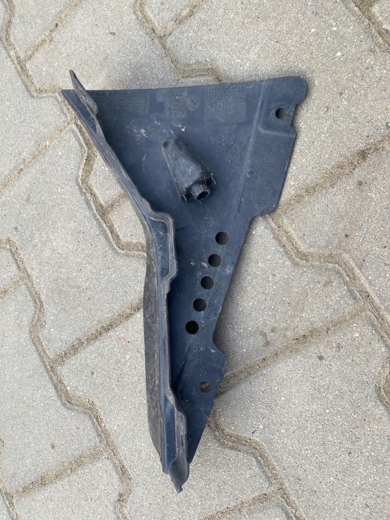 фото №1, Bmw i3 трикутник захист підкрилок правий перед 7270918