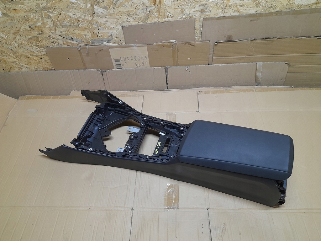 фото №1, Туннель подлокотник bmw 3 g20 g21